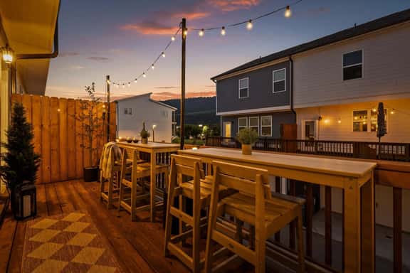 Near Downtown & Lookout Mtn | Game Room | Designer - Image 1